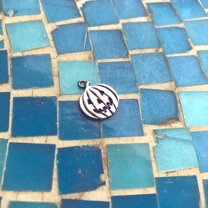 Jack-o-lantern Charm